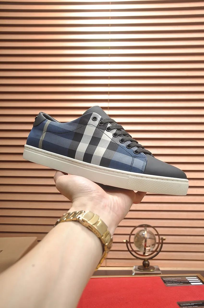 Men's shoes💰480💶[Burberry] (cowhide lining) classic low-top sneakers｜Imported cowhide with classic plaid fabric｜Cow leather lining｜Original outsole｜Fine workmanship and comfortable to wear Size: 38-44 (customized at 45)